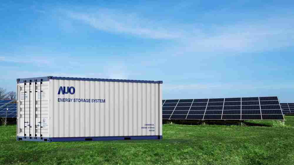 冰球突破透过AI数据管理，，，，提供不同类型用户进行储能与能源管理，，，达到再生能源管控调度成效