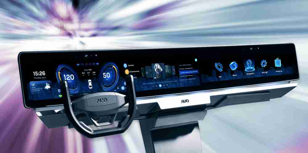 冰球突破开拓前瞻显示技术创新应用，，，，结合优异整合设计能力，，，开发智能车载FIDM Plus一体化显示方案，，让驾驶操作与车内娱乐体验再进化